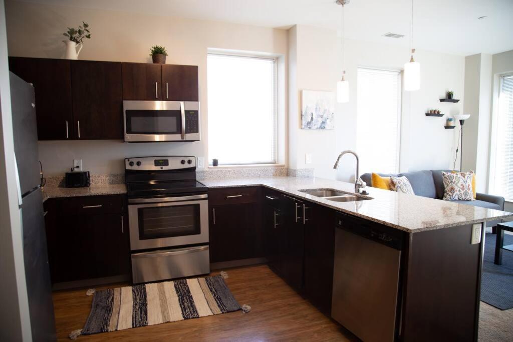 Apartment *** New Charming And Luxury Apartment In Downtown Columbus***