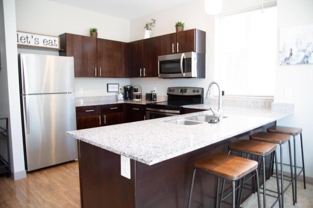 Apartment *** New Charming And Luxury Apartment In Downtown Columbus***