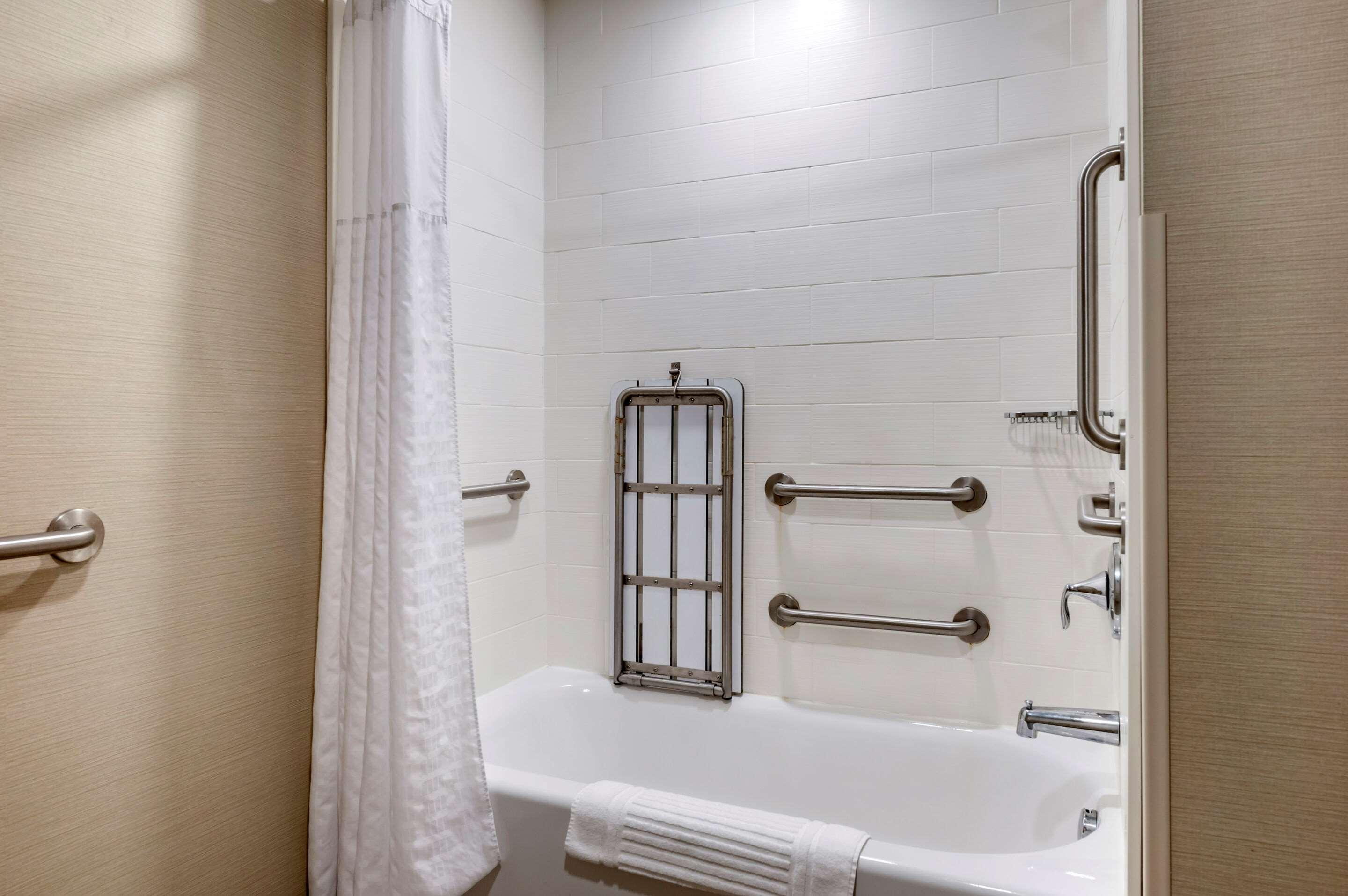 Hotel Comfort Airport Columbus