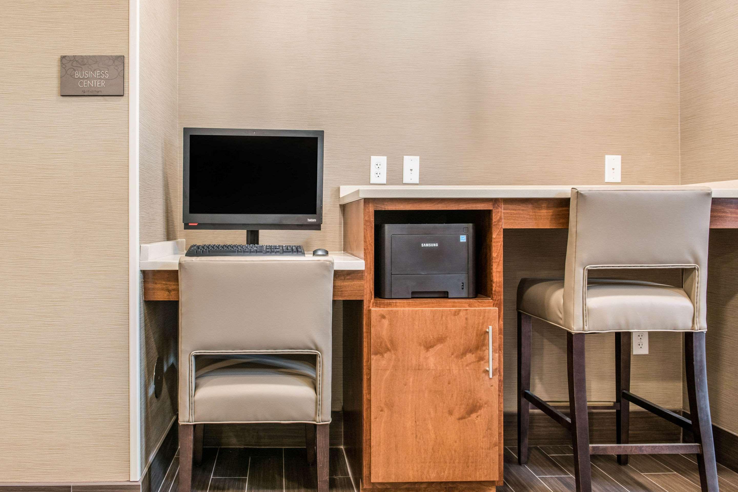 Hotel Comfort Airport