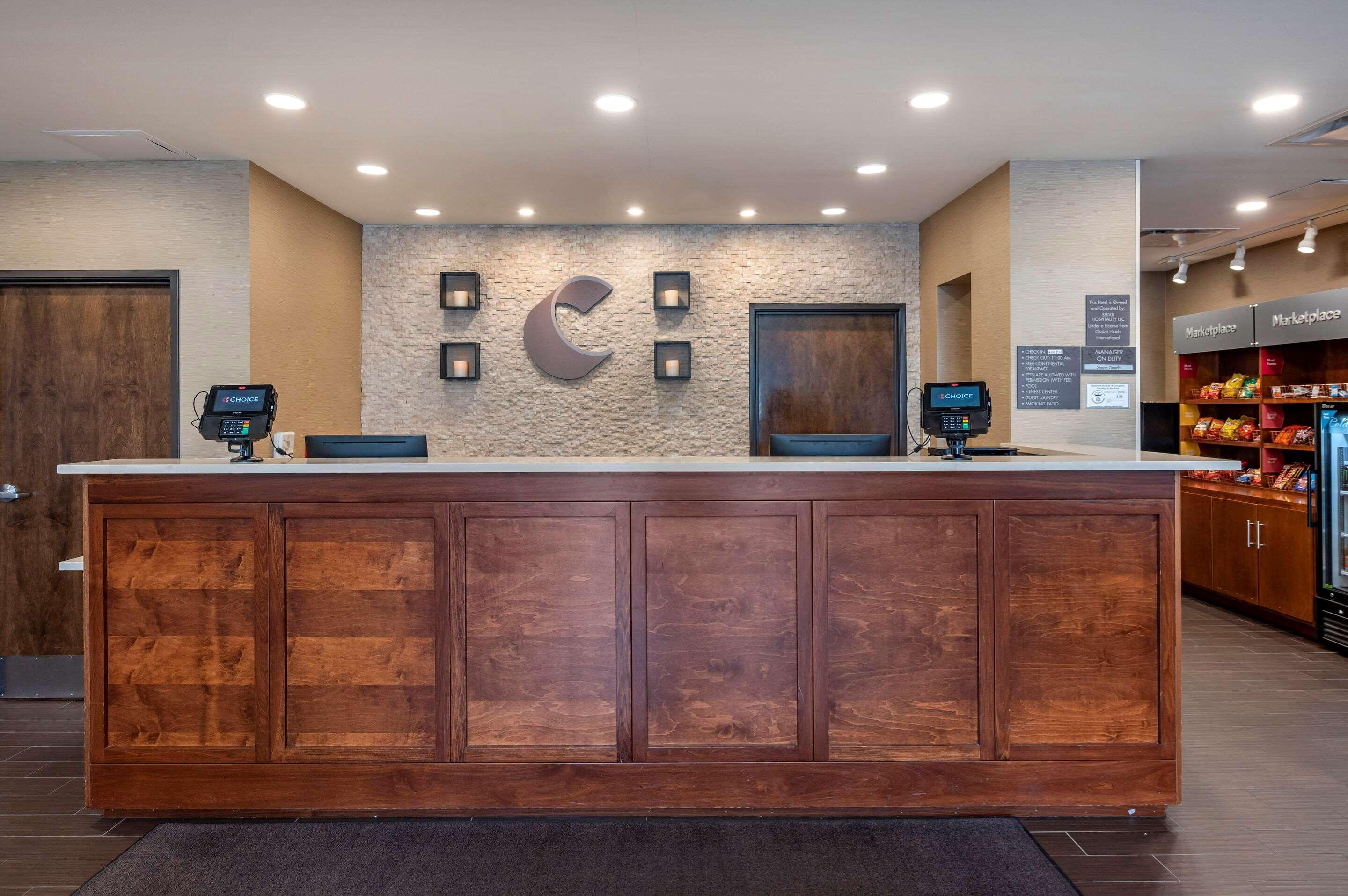 Comfort Airport Hotel