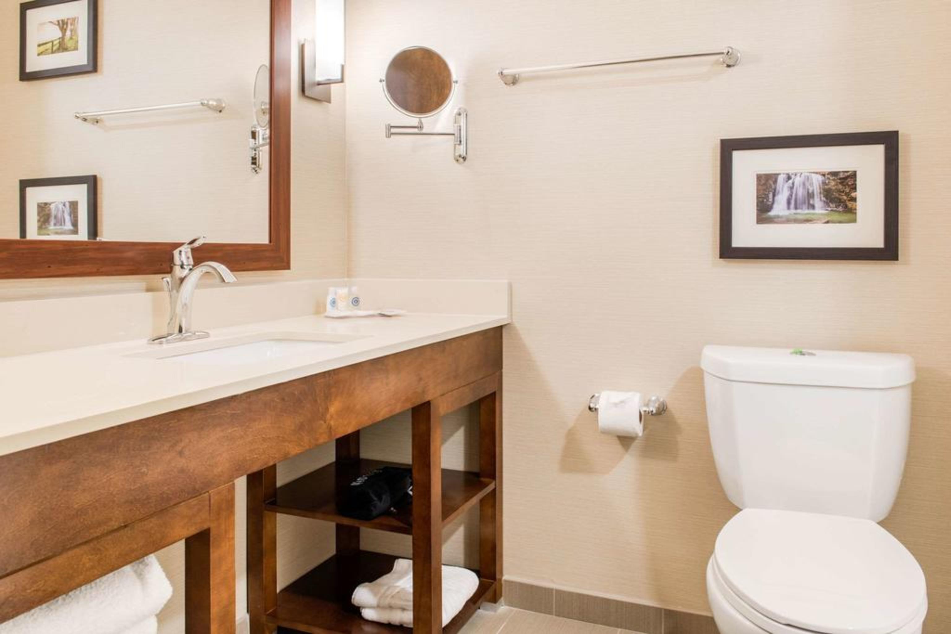 Comfort Airport 3* Columbus