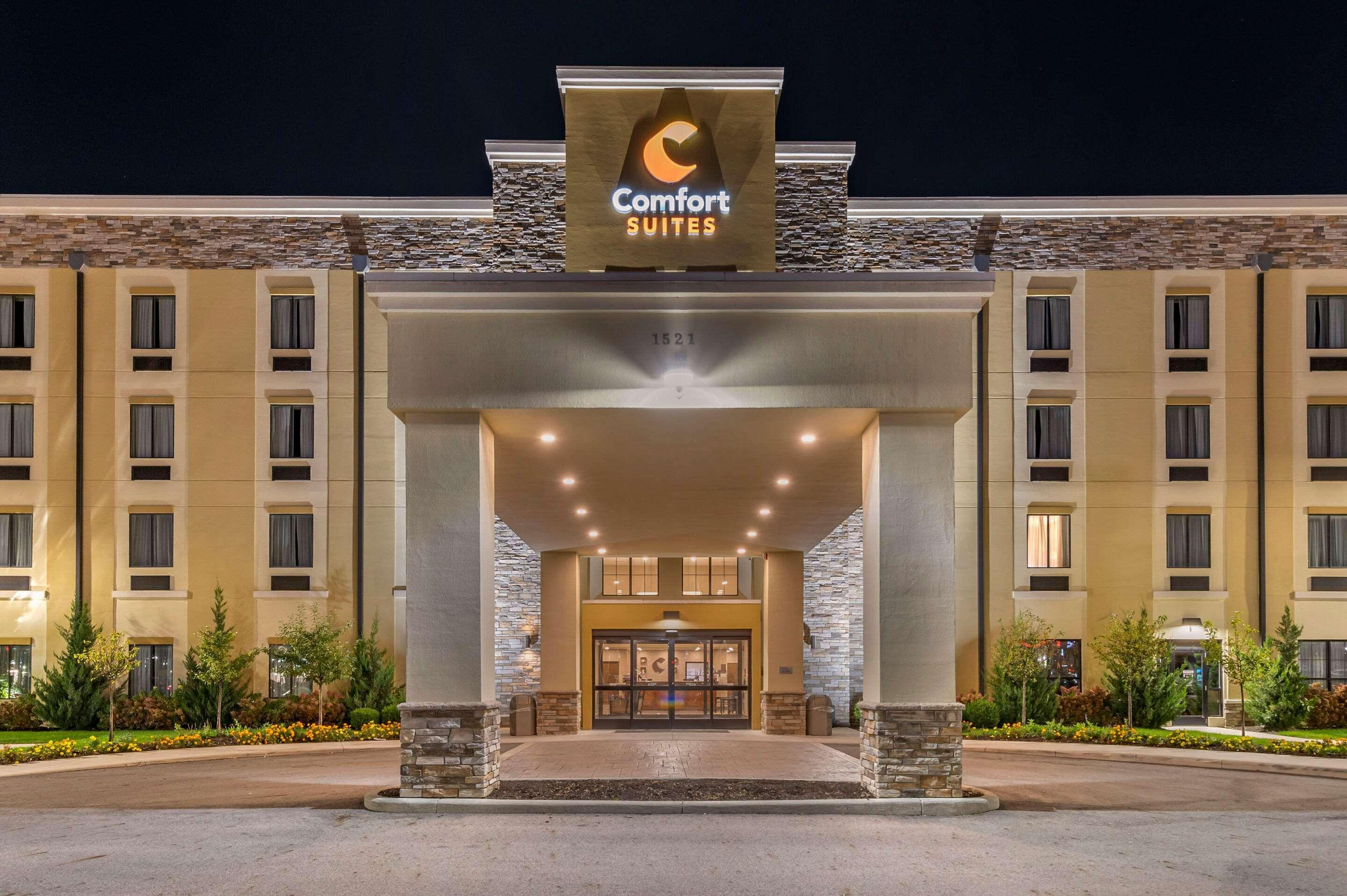 Comfort Airport Hotel 3*
