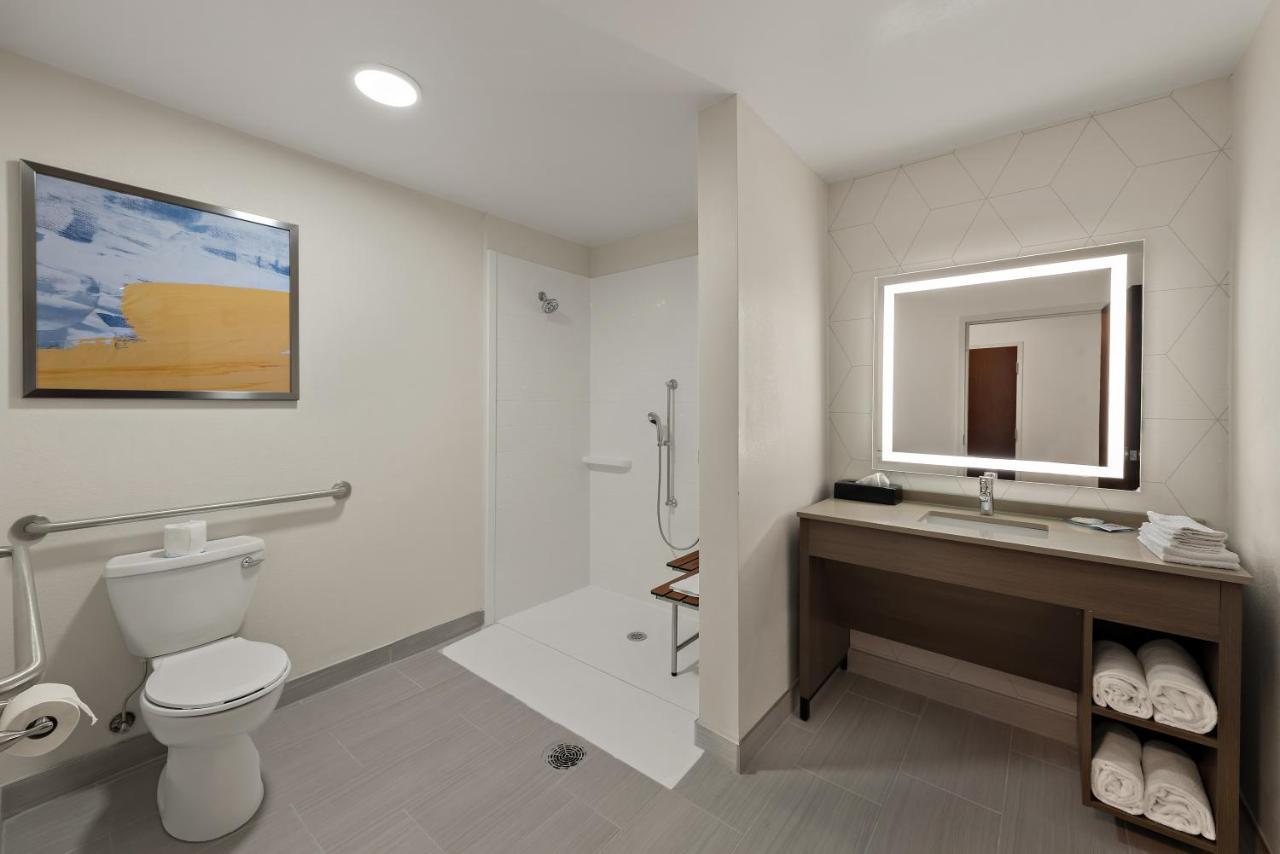 Comfort East Broad 3*
