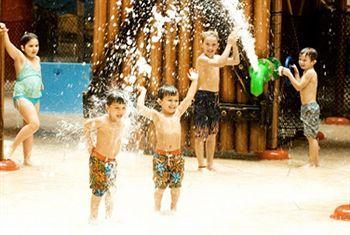 Resort Rapids Indoor Waterpark