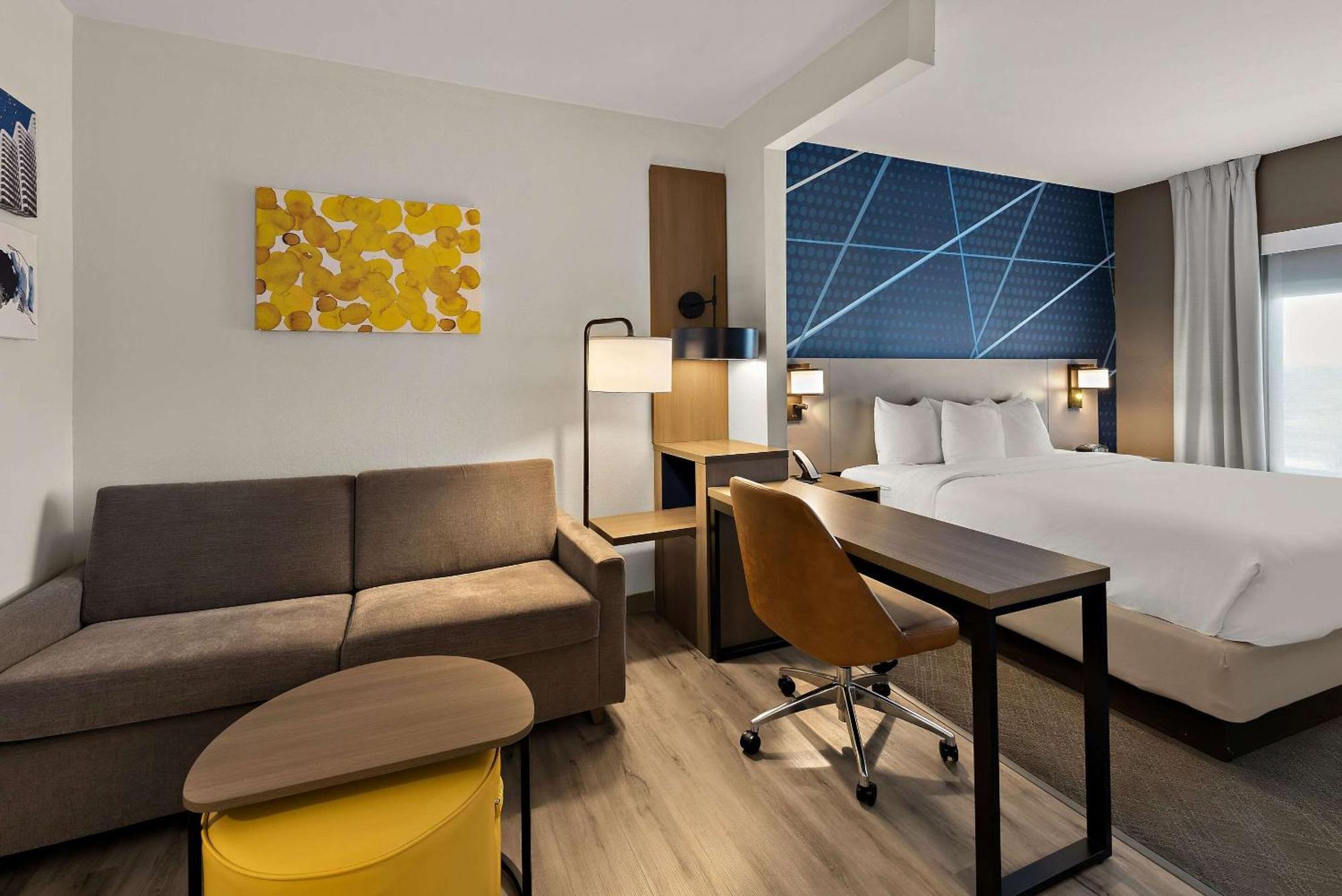 Comfort East Broad 3*