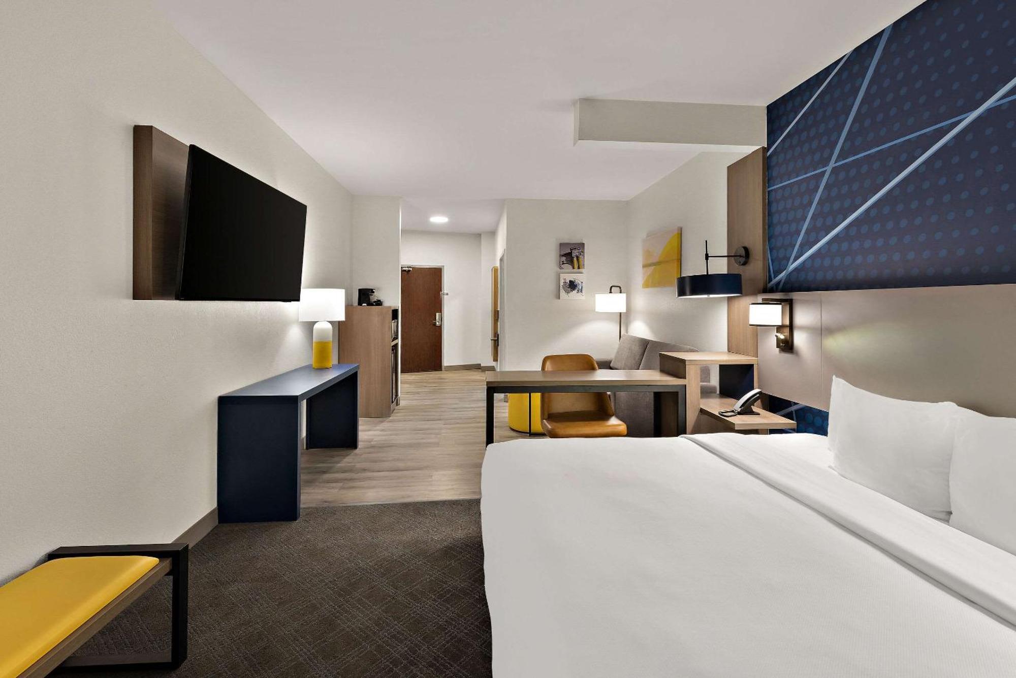 Hotel Comfort East Broad