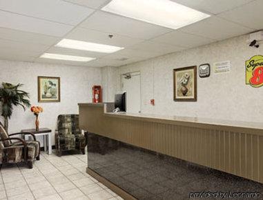 Super 8 By Wyndham Hotel
