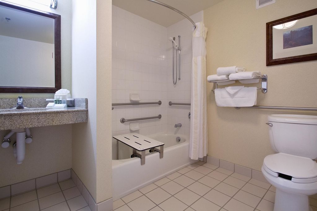Hilton Garden Columbus-university Area Hotel