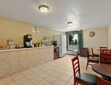 Super 8 By Wyndham Hotel Columbus