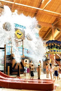 Rapids Indoor Waterpark Resort