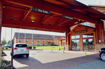 Rapids Indoor Waterpark Resort Columbus