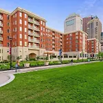 King Suite + 2 Queen Bed - Heart Of Downtown