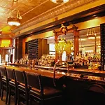 Columbus St Haus German Villagepetsok