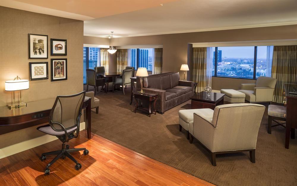 The Plaza At Capitol Square 4*
