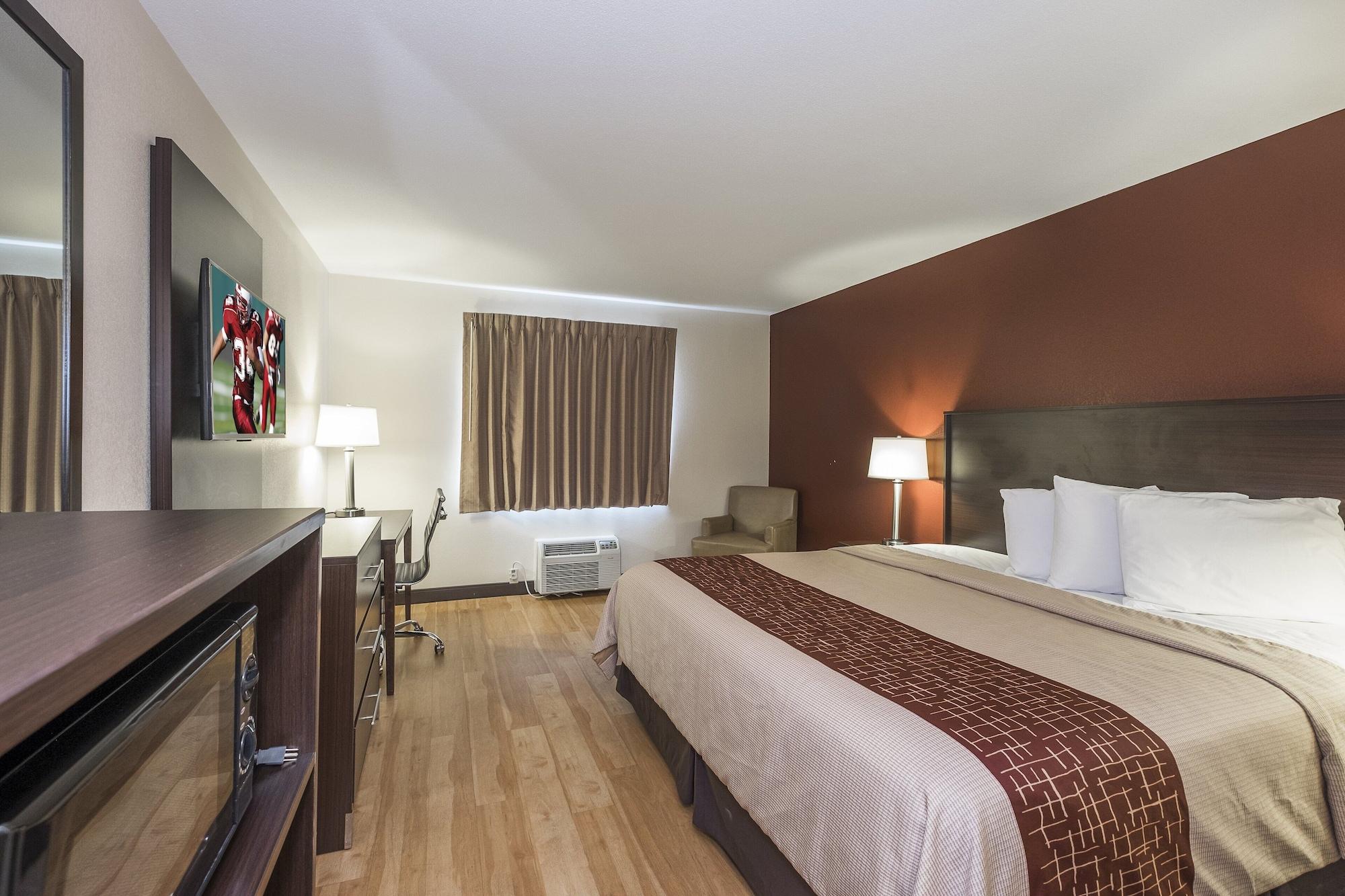 Hotel Red Roof - Ohio State Fairgrounds 2*