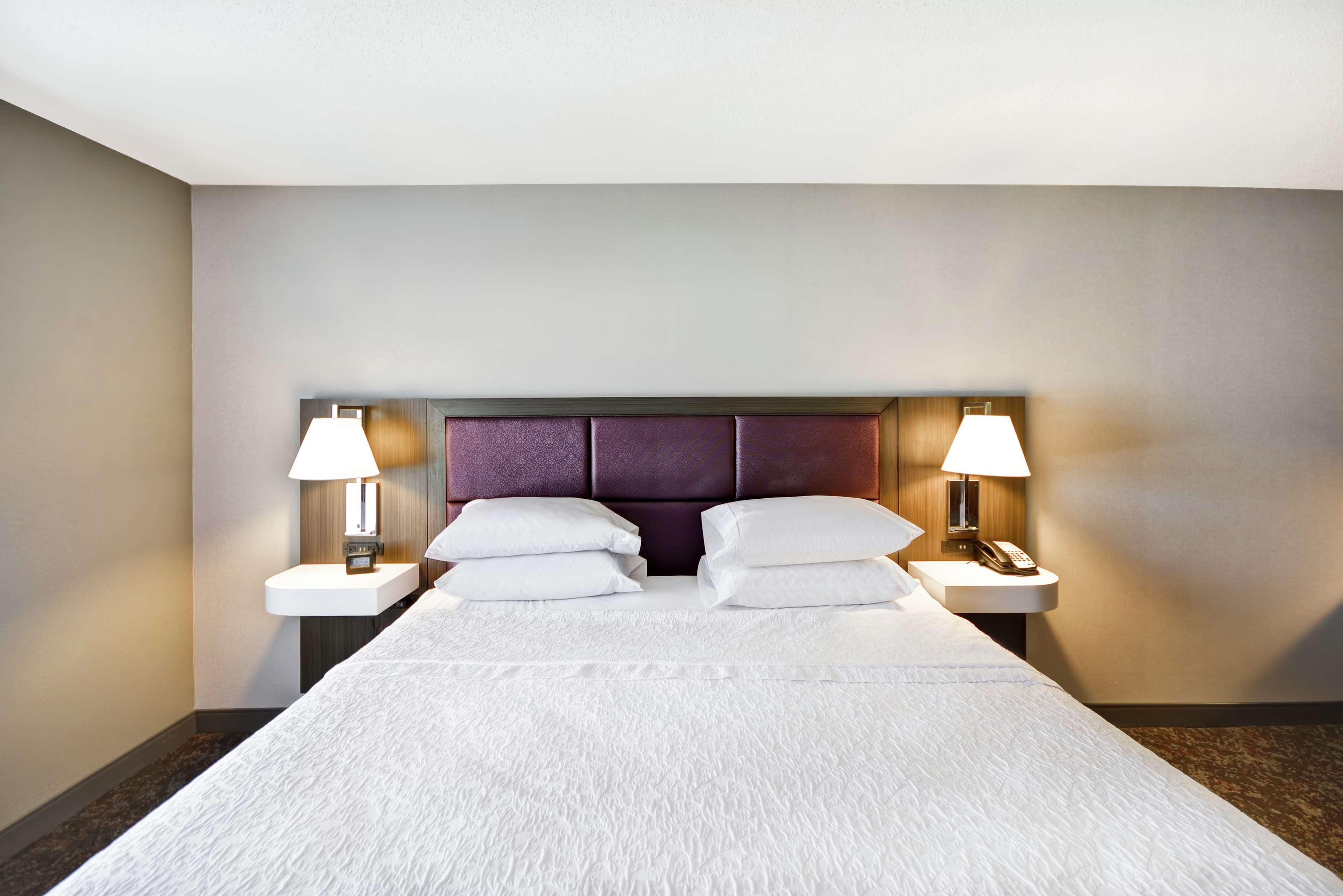 Hampton & Columbus-easton Area 3*