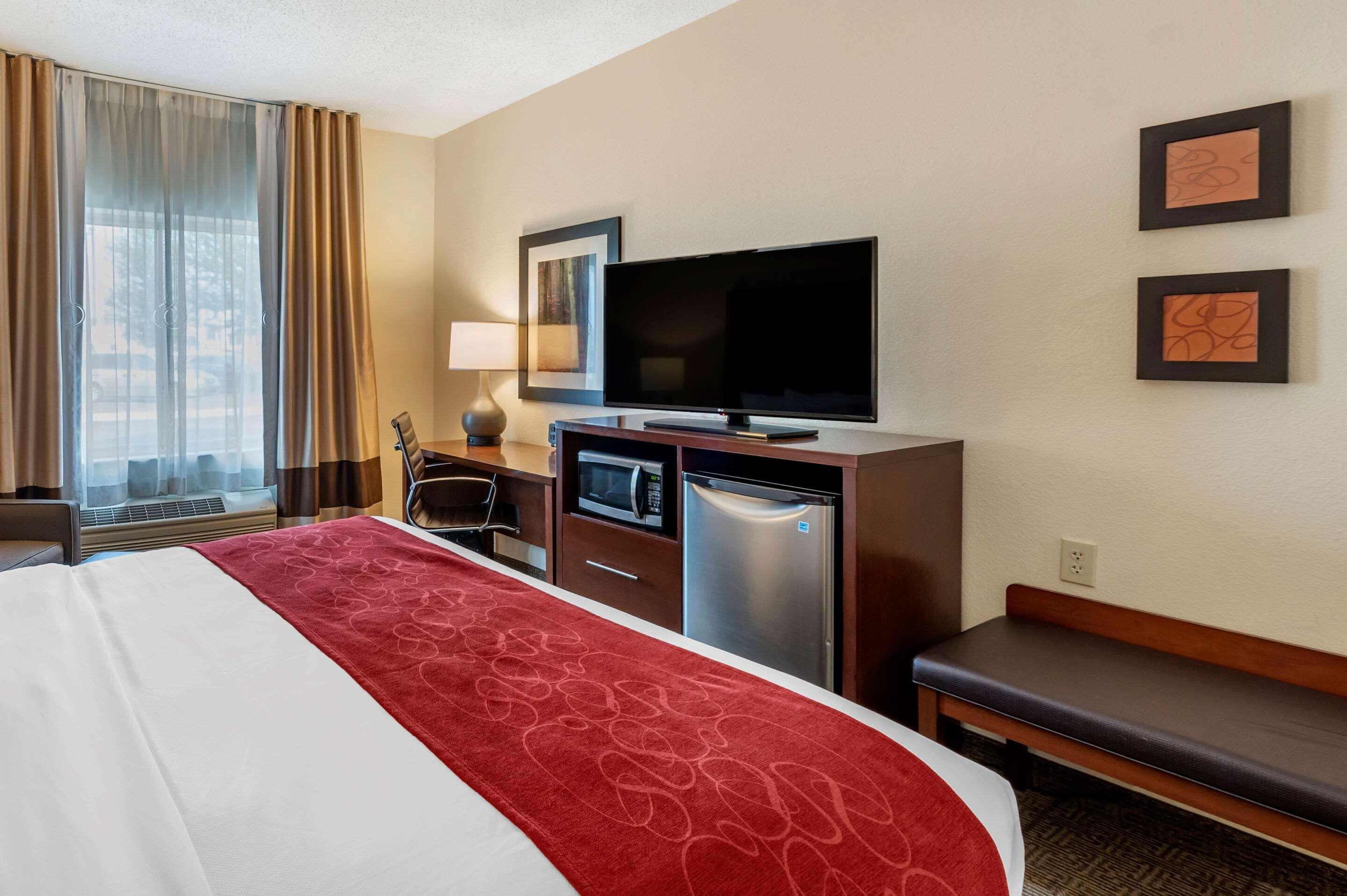 Hotel Comfort West - Hilliard