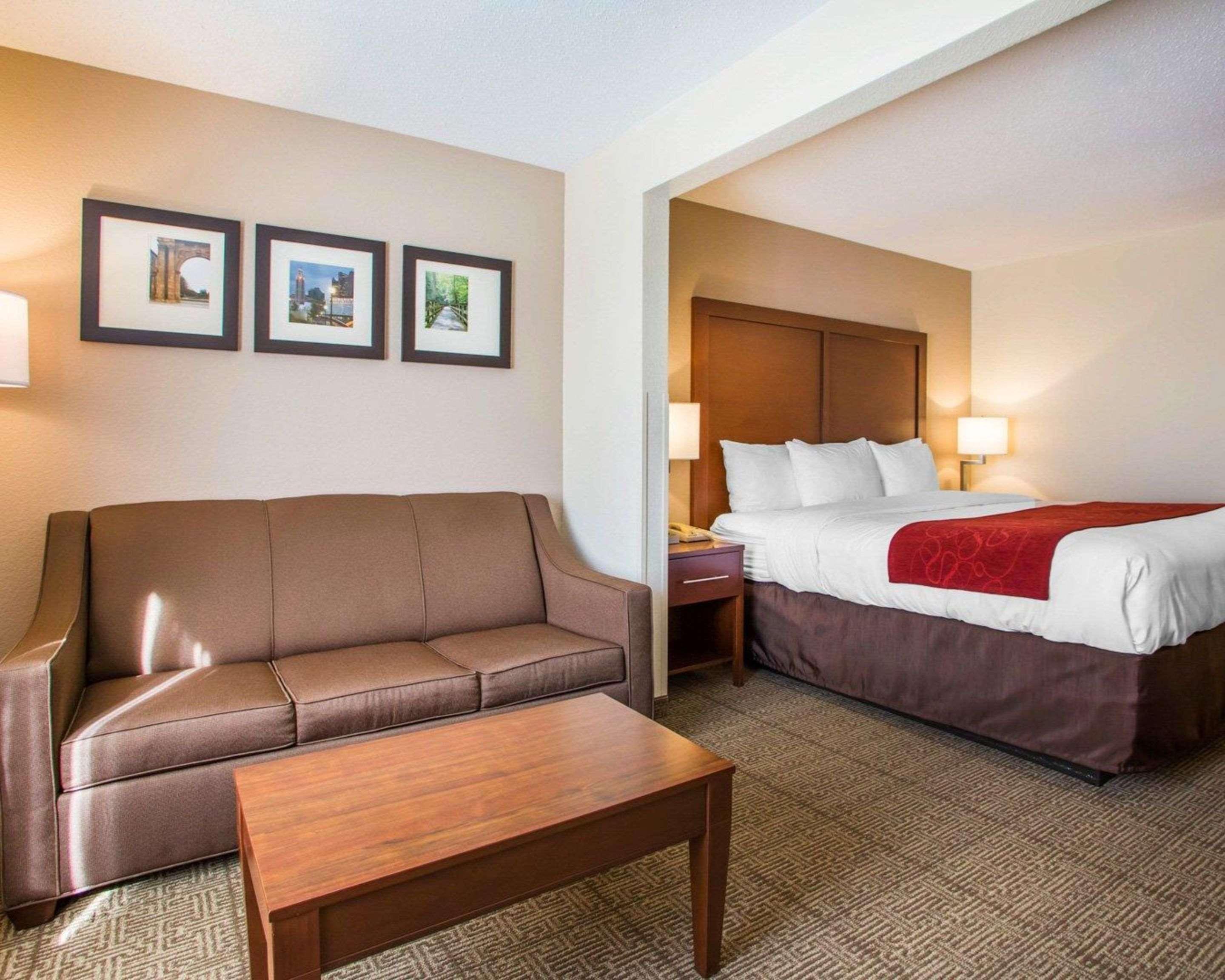 Hotel Comfort West - Hilliard 2*