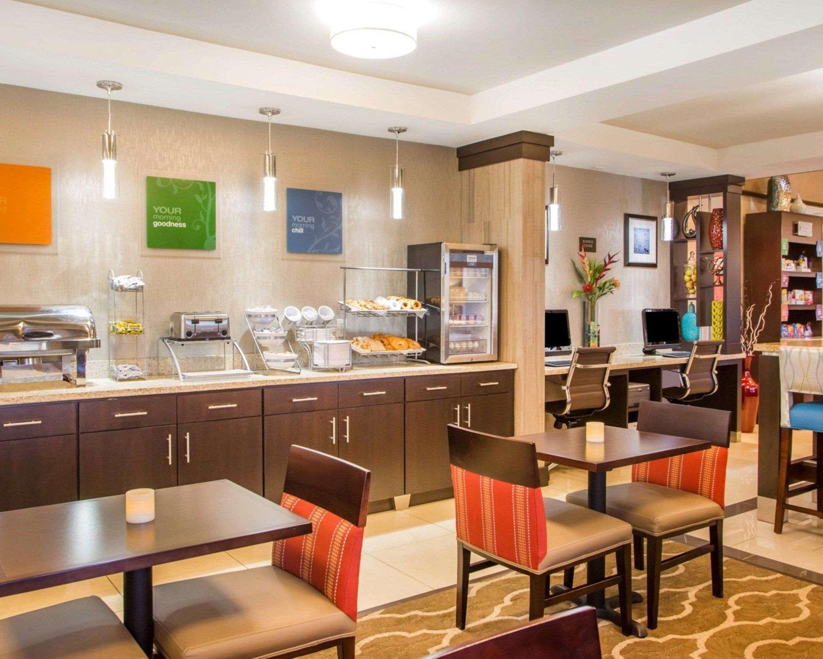 Hotel Comfort West - Hilliard