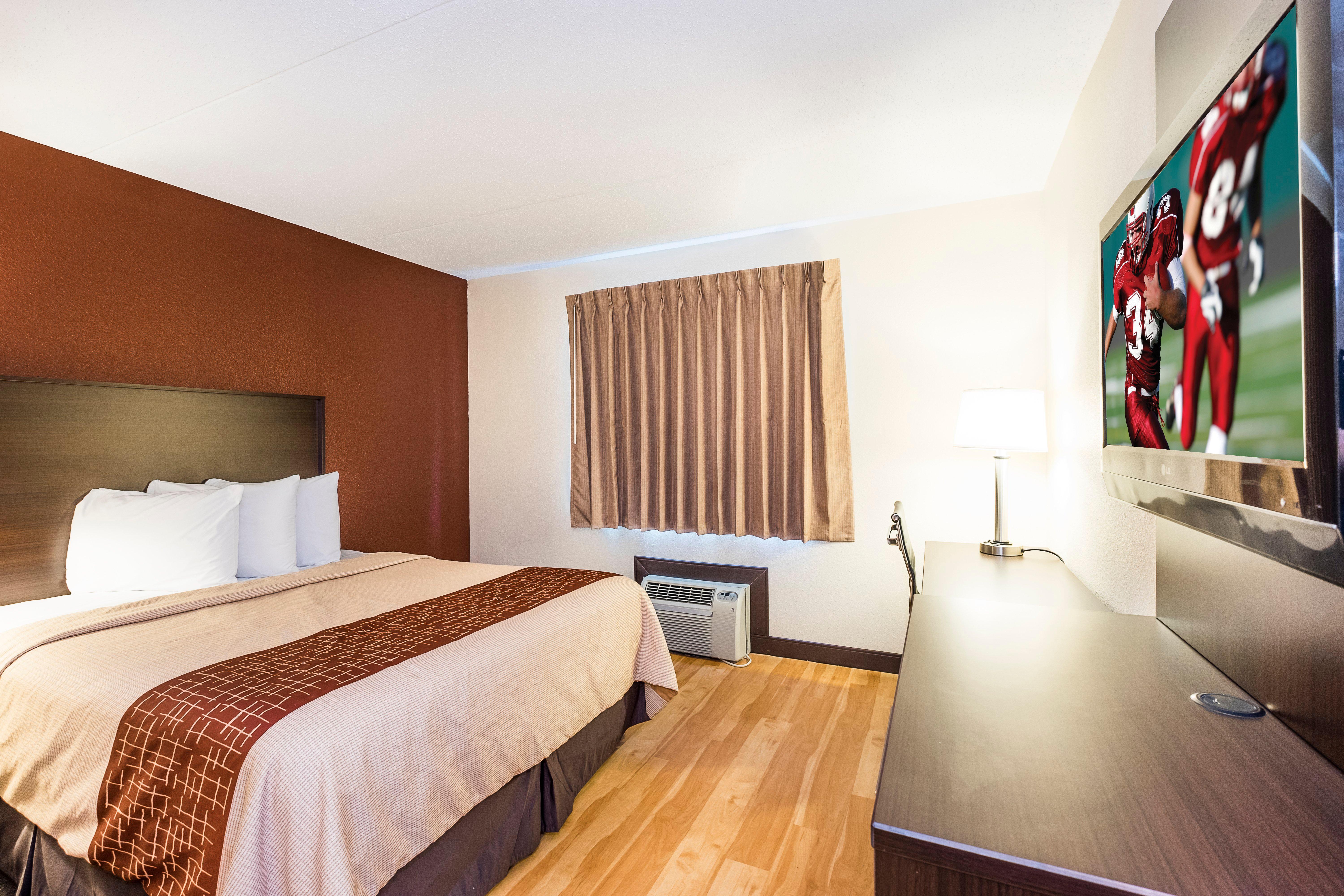 Hotel Red Roof - Ohio State Fairgrounds 2*