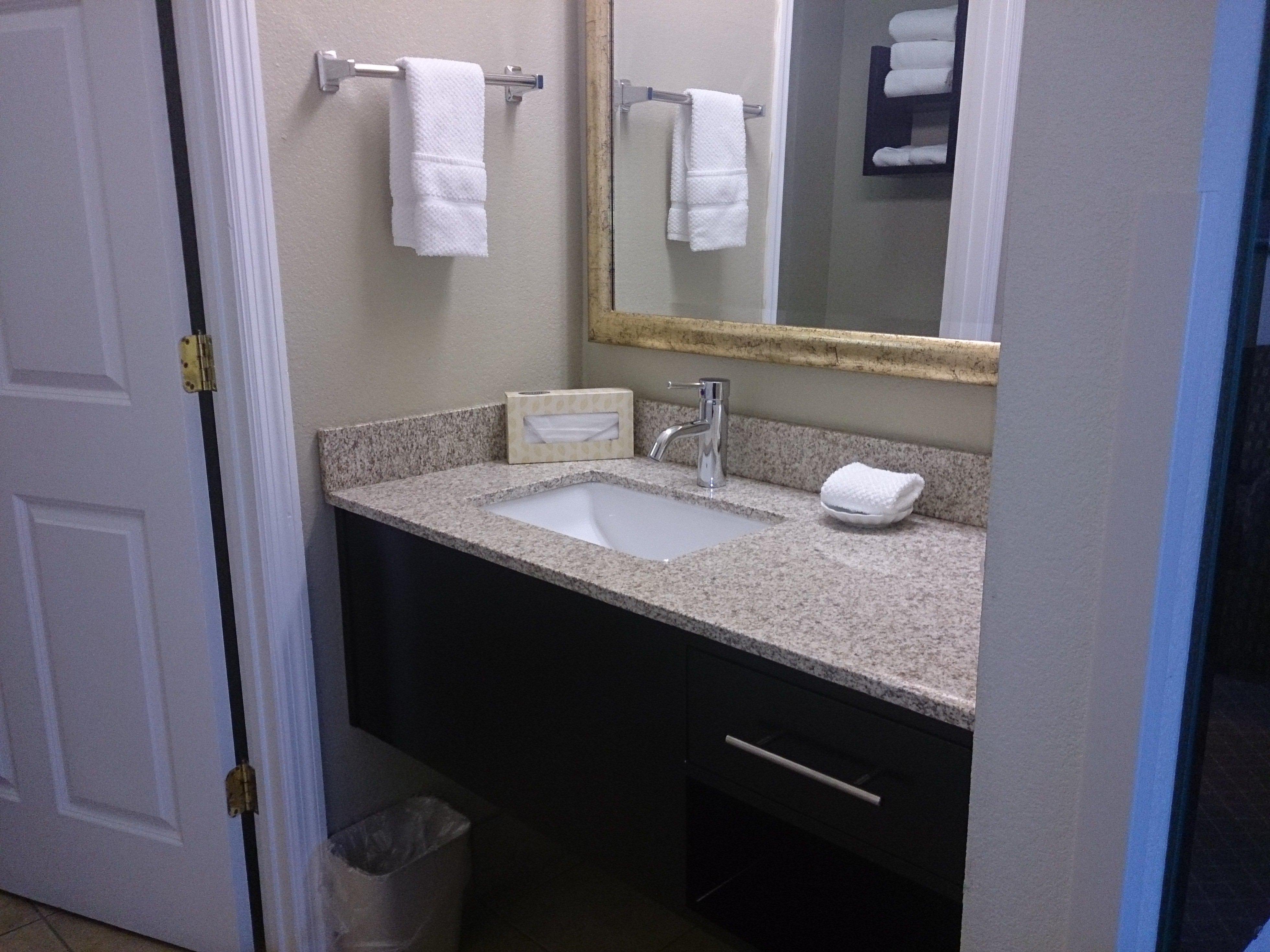 Staybridge Columbus-airport By Ihg Hotel Columbus