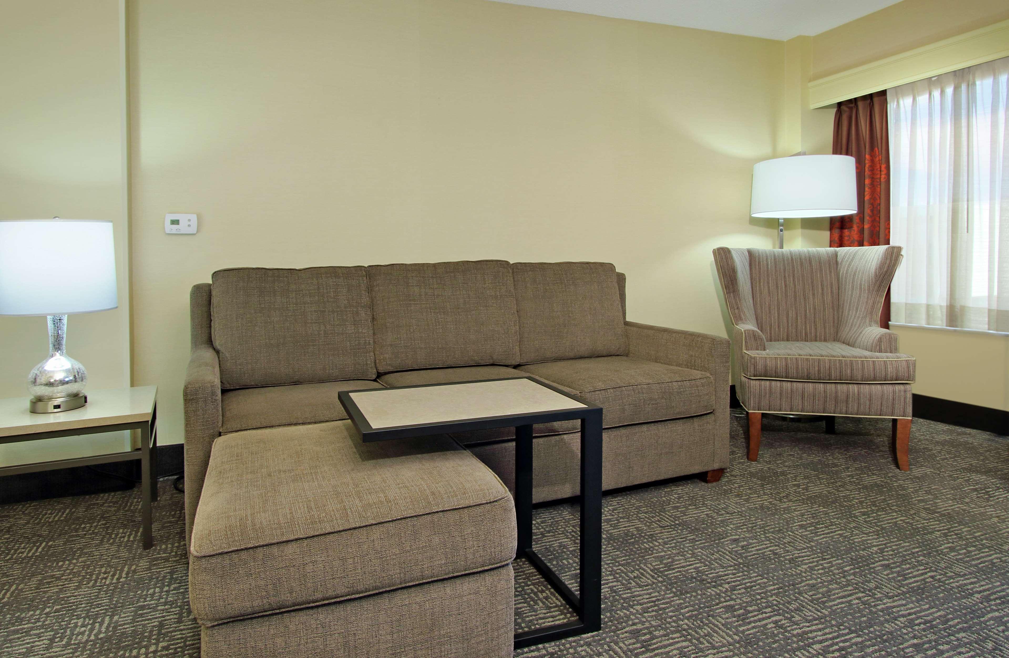 Hampton & Columbus-downtown, Ohio 3*