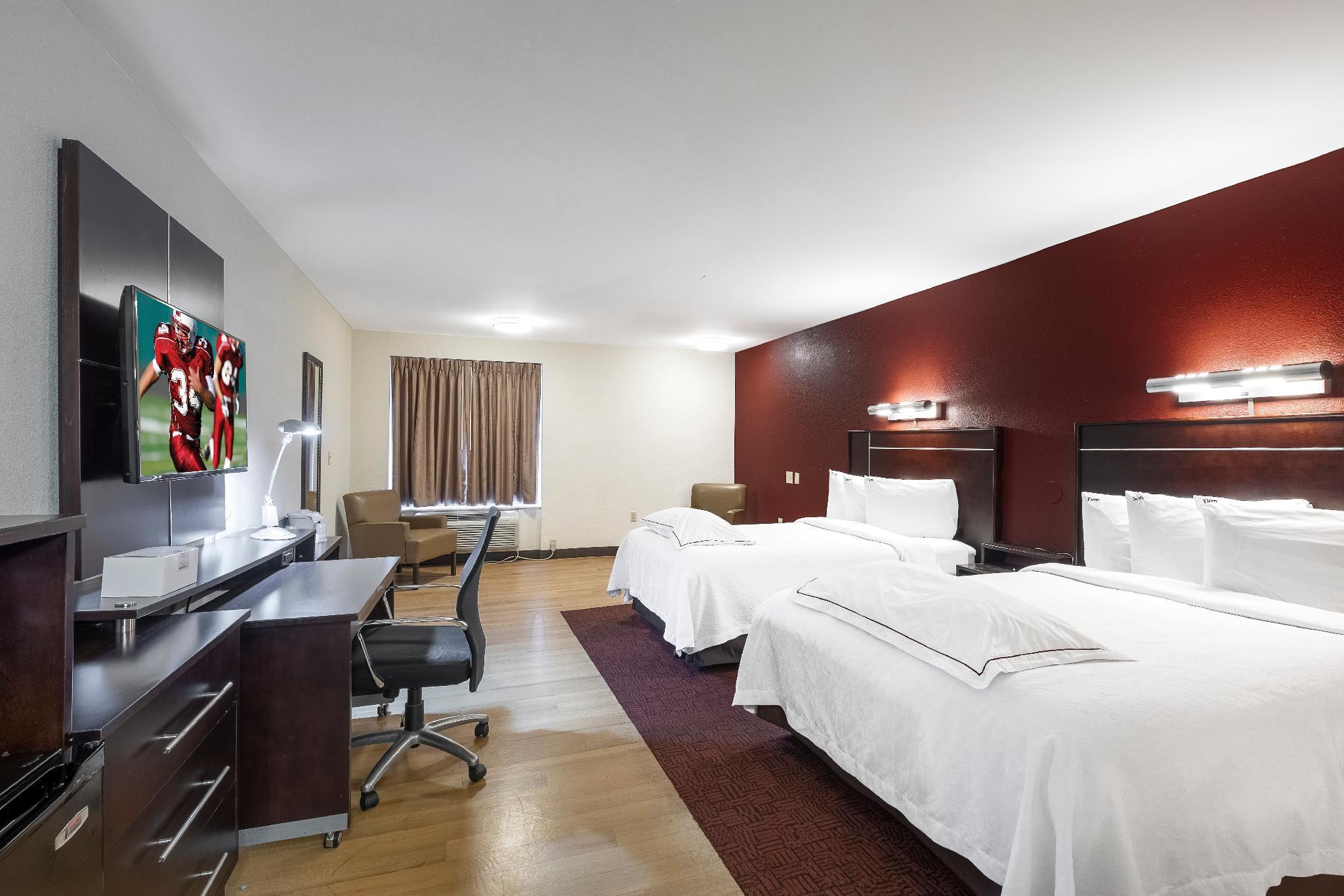 Hotel Red Roof Plus+ Downtown - Convention Center Columbus