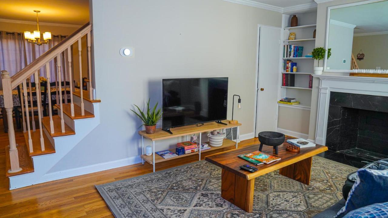 Franklin Park 5 Mins From Airport, Walk To Conservatory Apartment Columbus