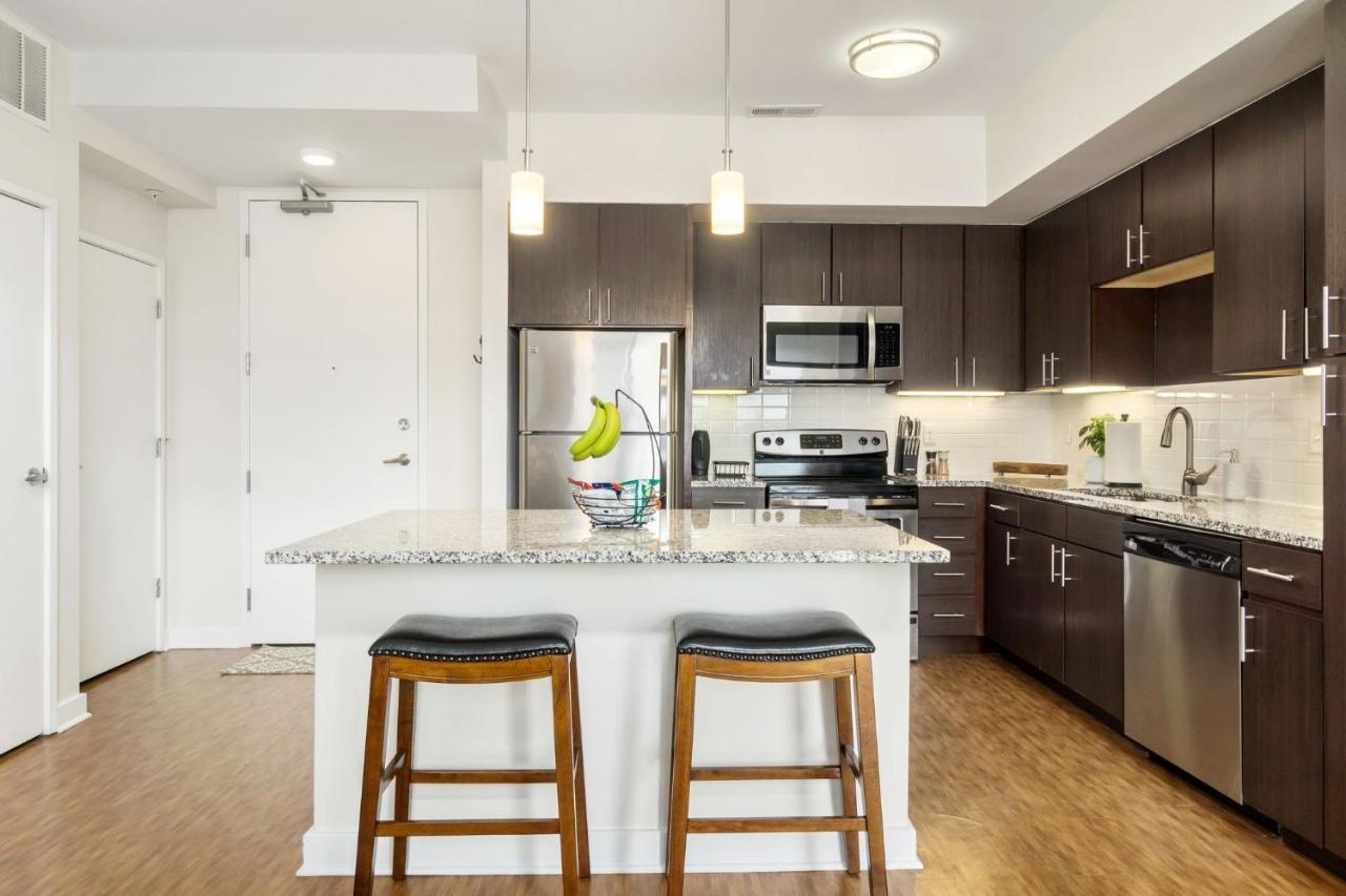 Luxury Lofted 1 Bed Unit With Hot Tub And Pool *