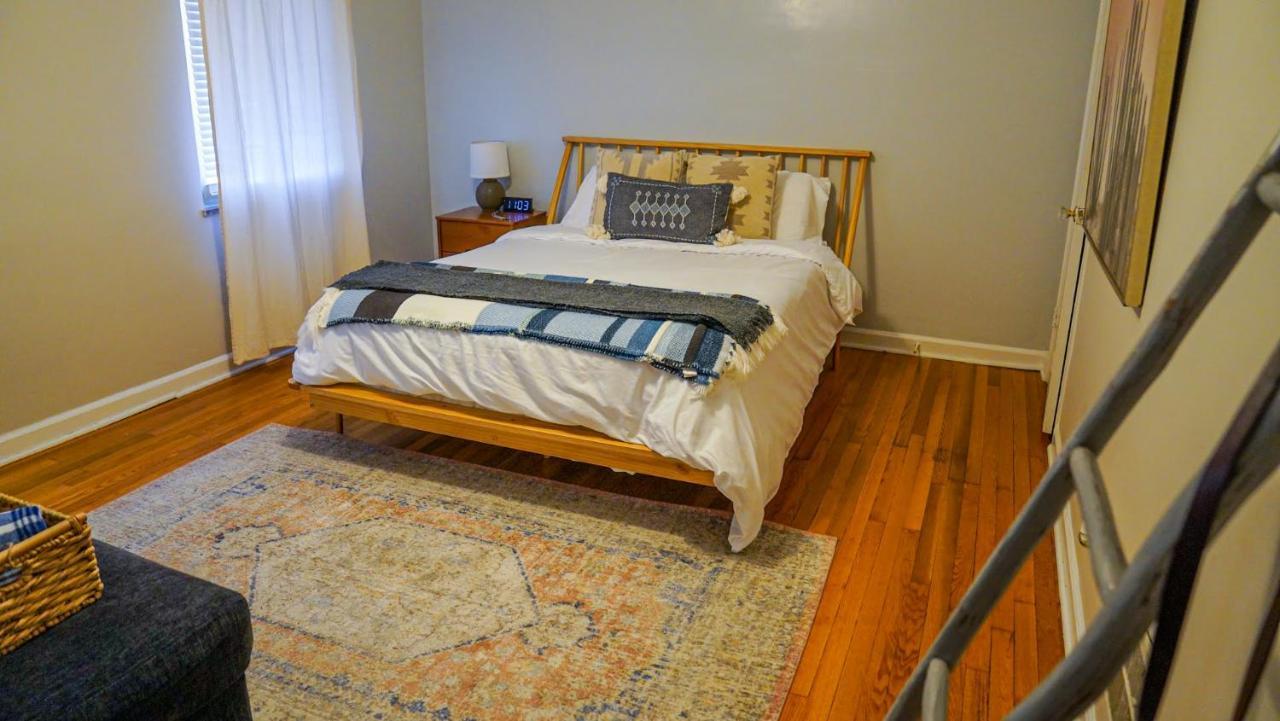 Franklin Park 5 Mins From Airport, Walk To Conservatory * Columbus