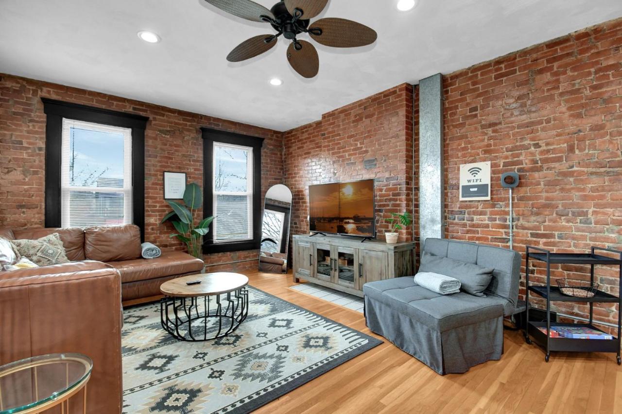 Urban Loft 2-story 1br Near Dt On Historic Street Apartment