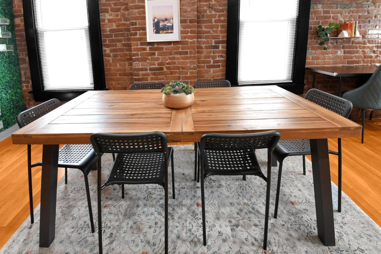 Urban Loft 2-story 1br Near Dt On Historic Street Apartment