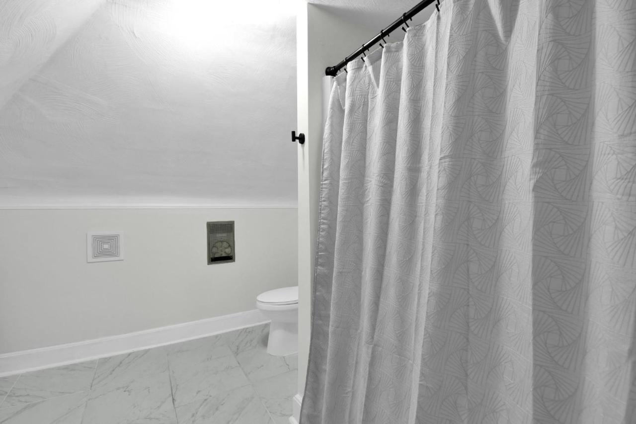 Urban Loft 2-story 1br Near Dt On Historic Street Apartment *