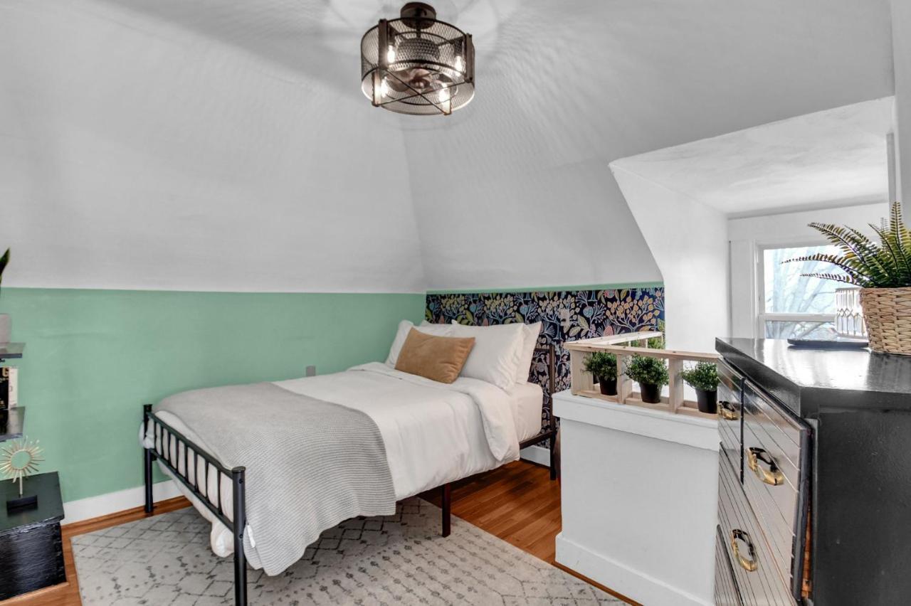 Urban Loft 2-story 1br Near Dt On Historic Street