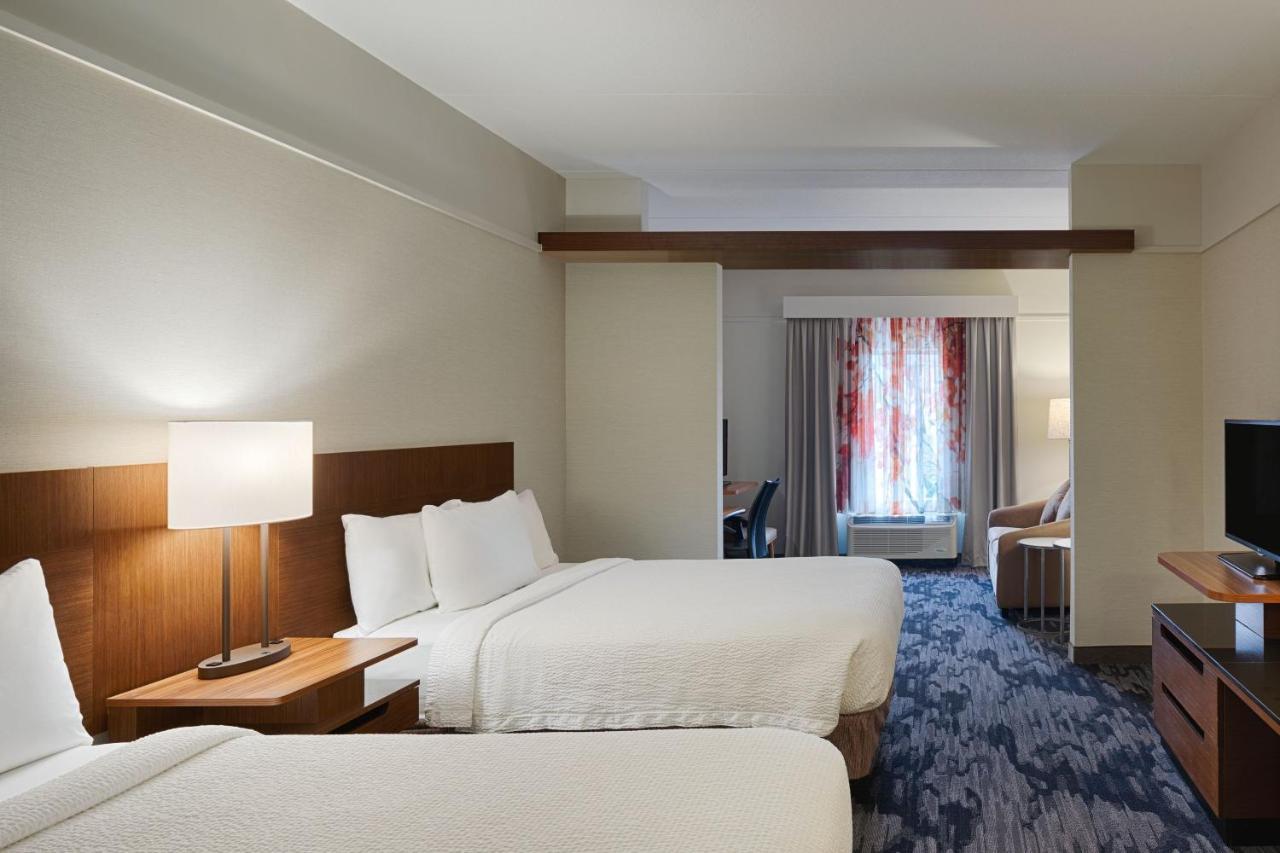 Fairfield & By Marriott Airport Hotel 3*