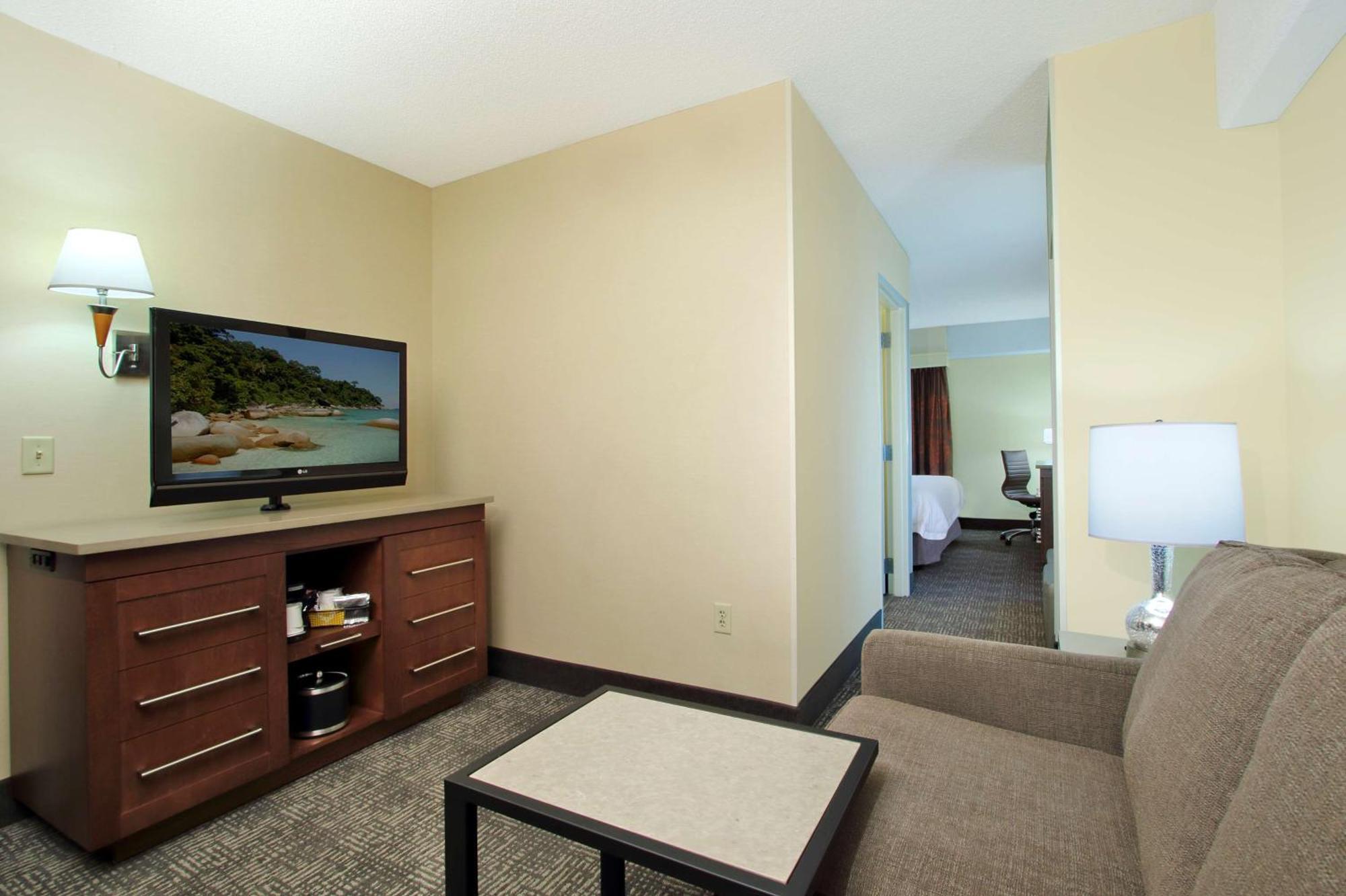 Hampton & Columbus-downtown, Ohio 3*