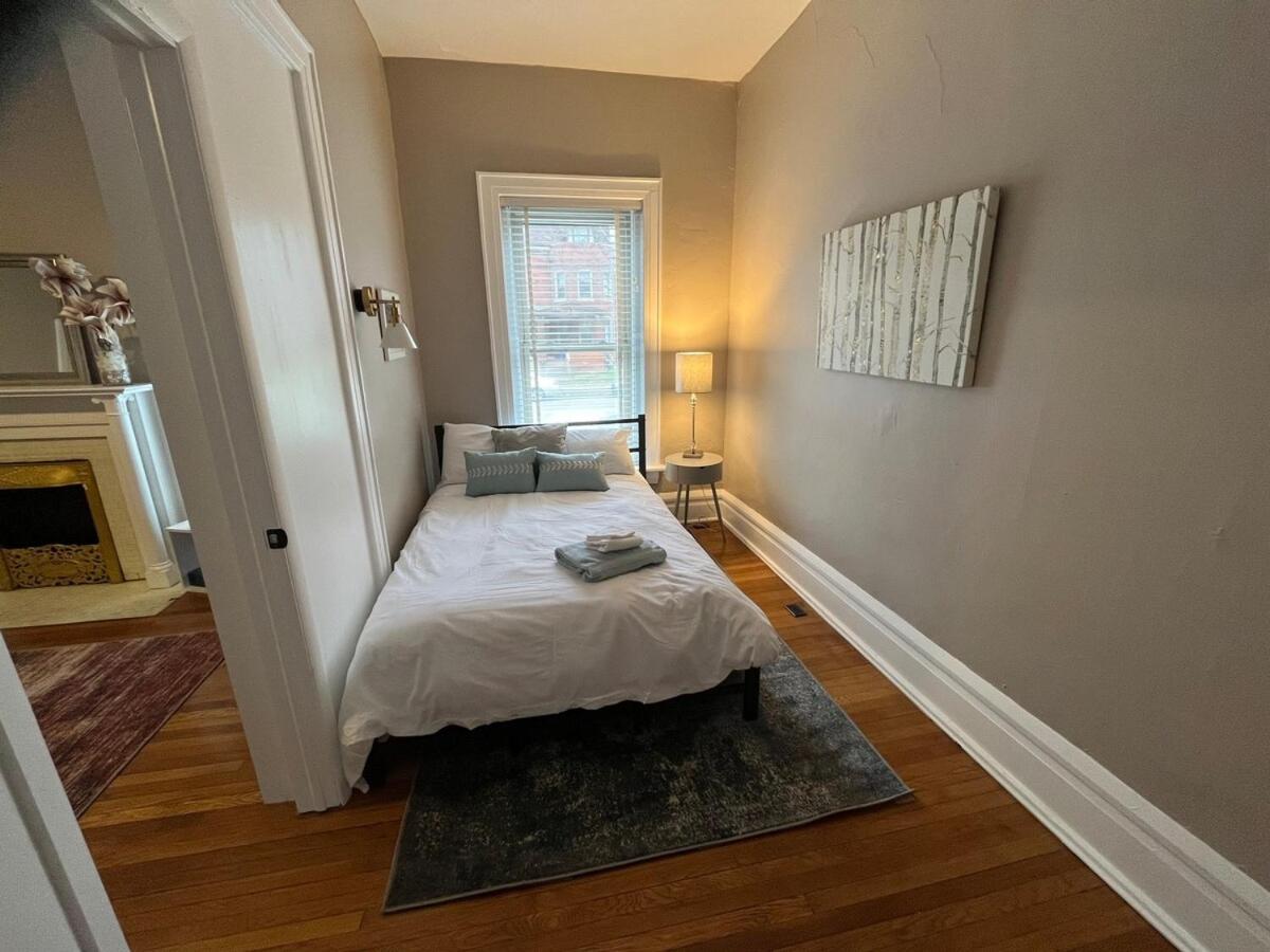 2 Bedroom Totally Renovated And Chic Apartment Columbus