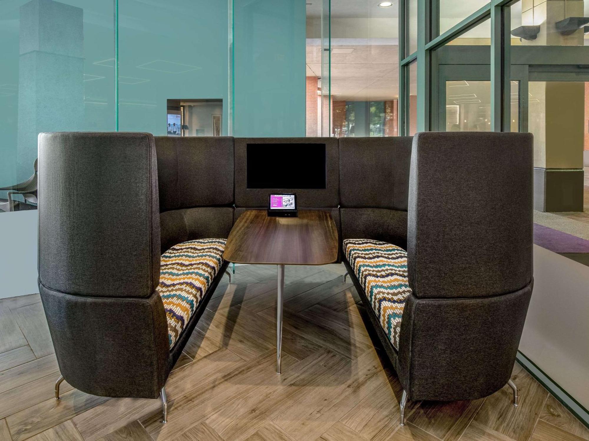 Hotel Sonesta Downtown 4*