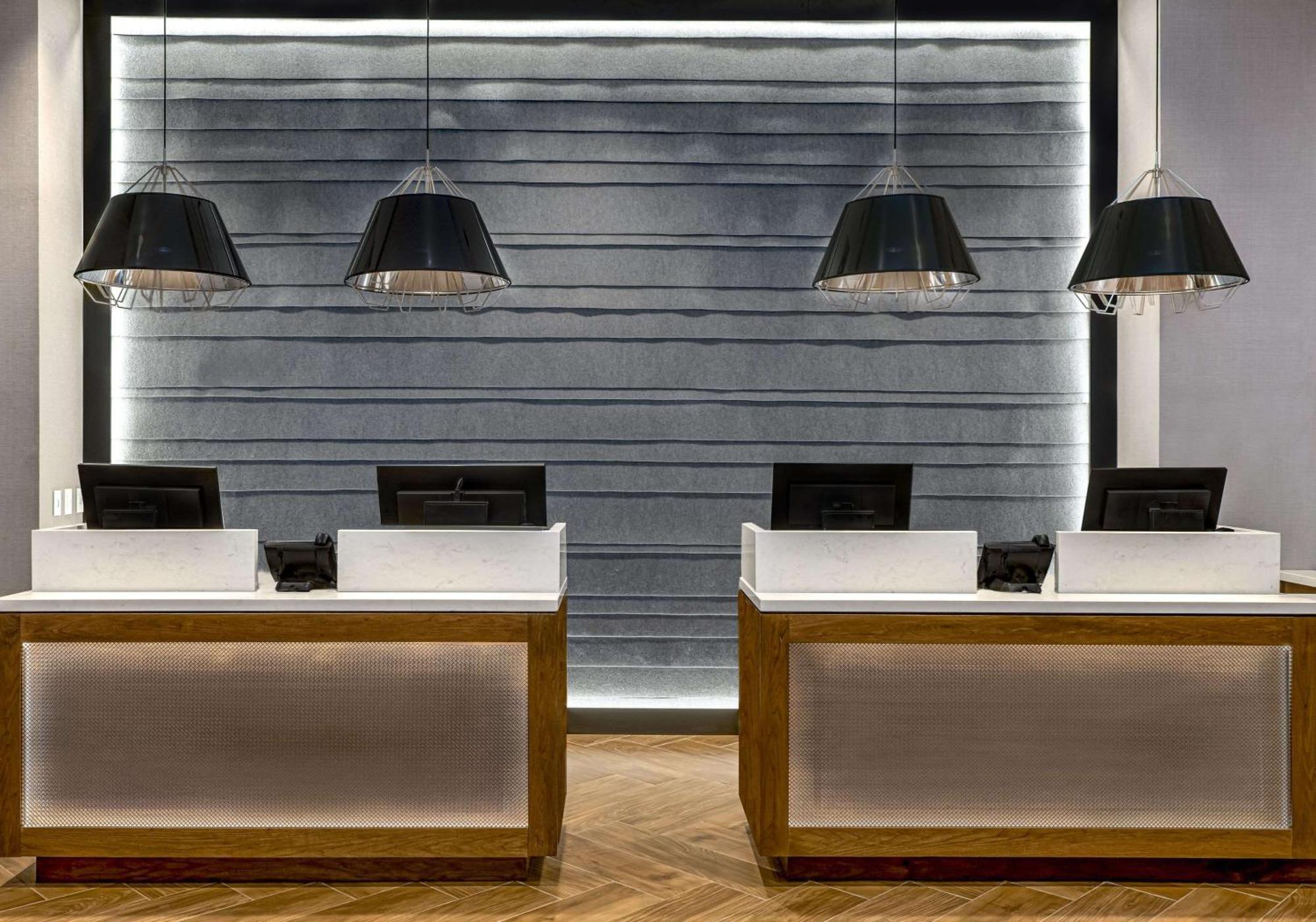 Hotel Sonesta Downtown 4*