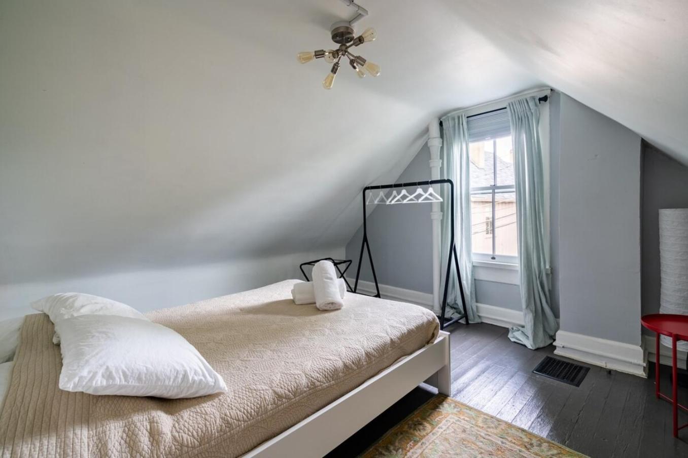 Historic Comfy German Village Haus Sleeps6petsok *