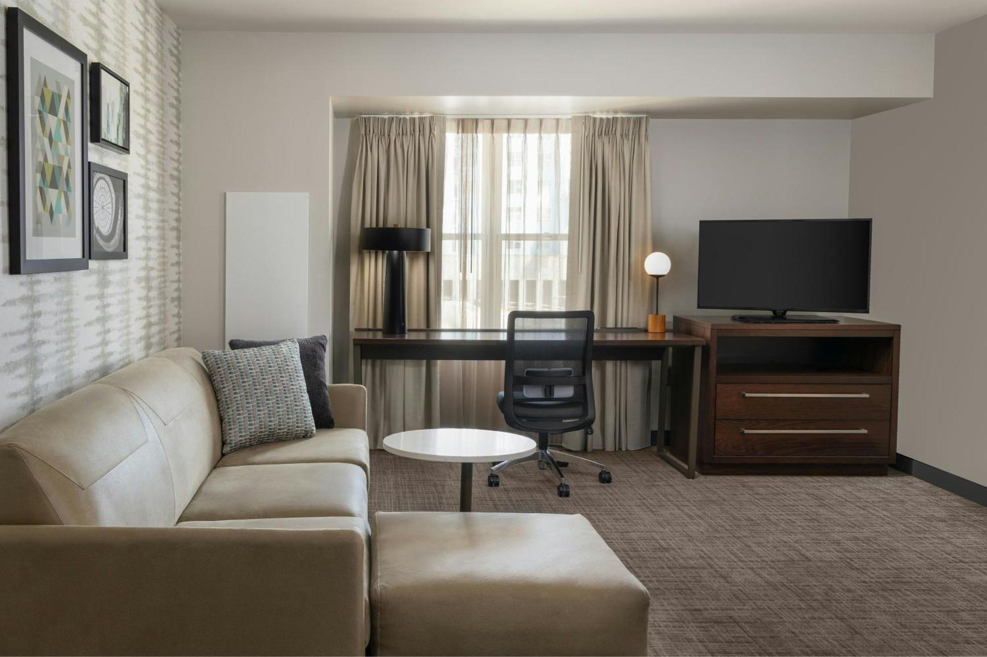 By Marriott Polaris 3*