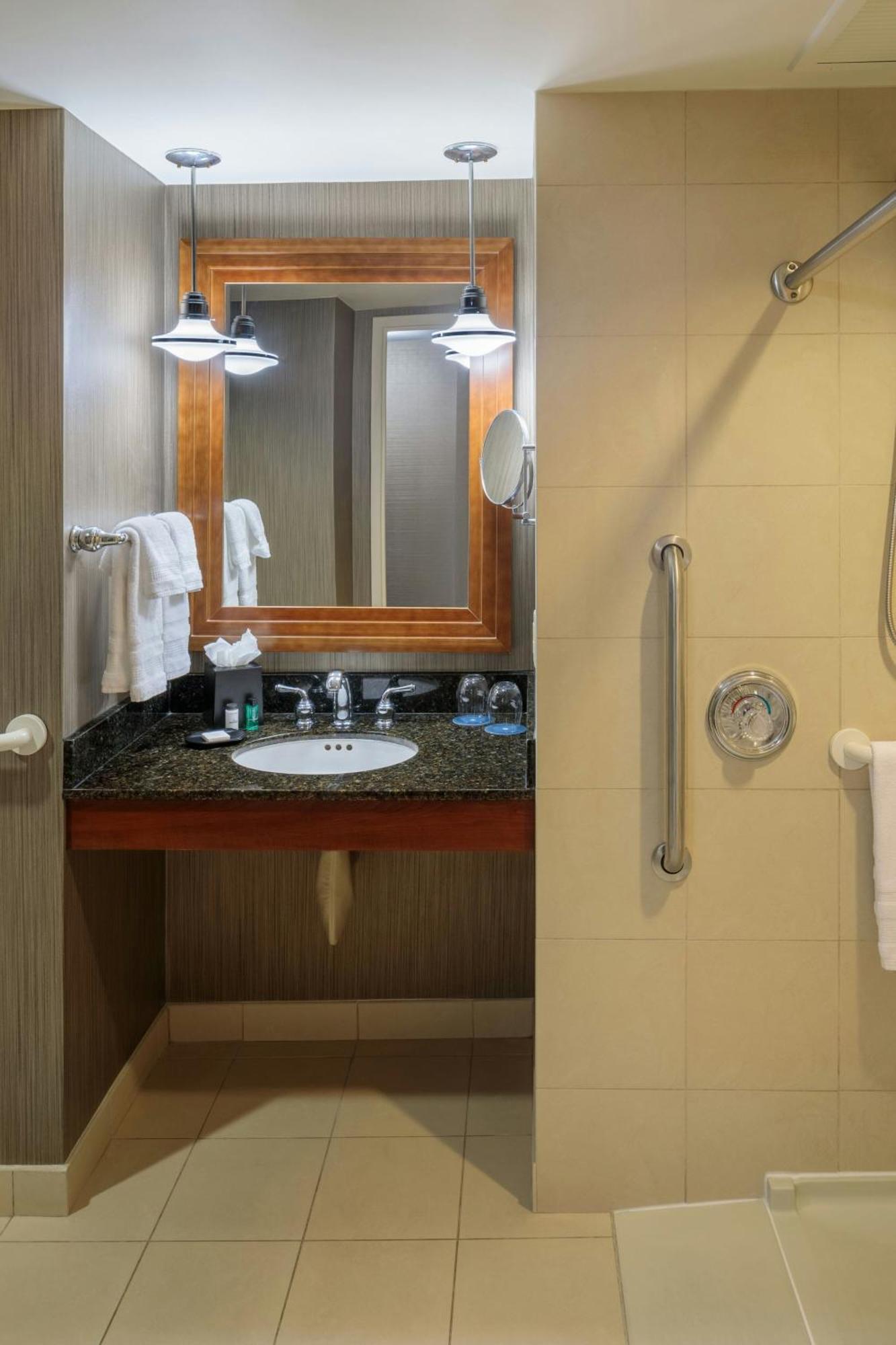 The Plaza At Capitol Square 4* Columbus