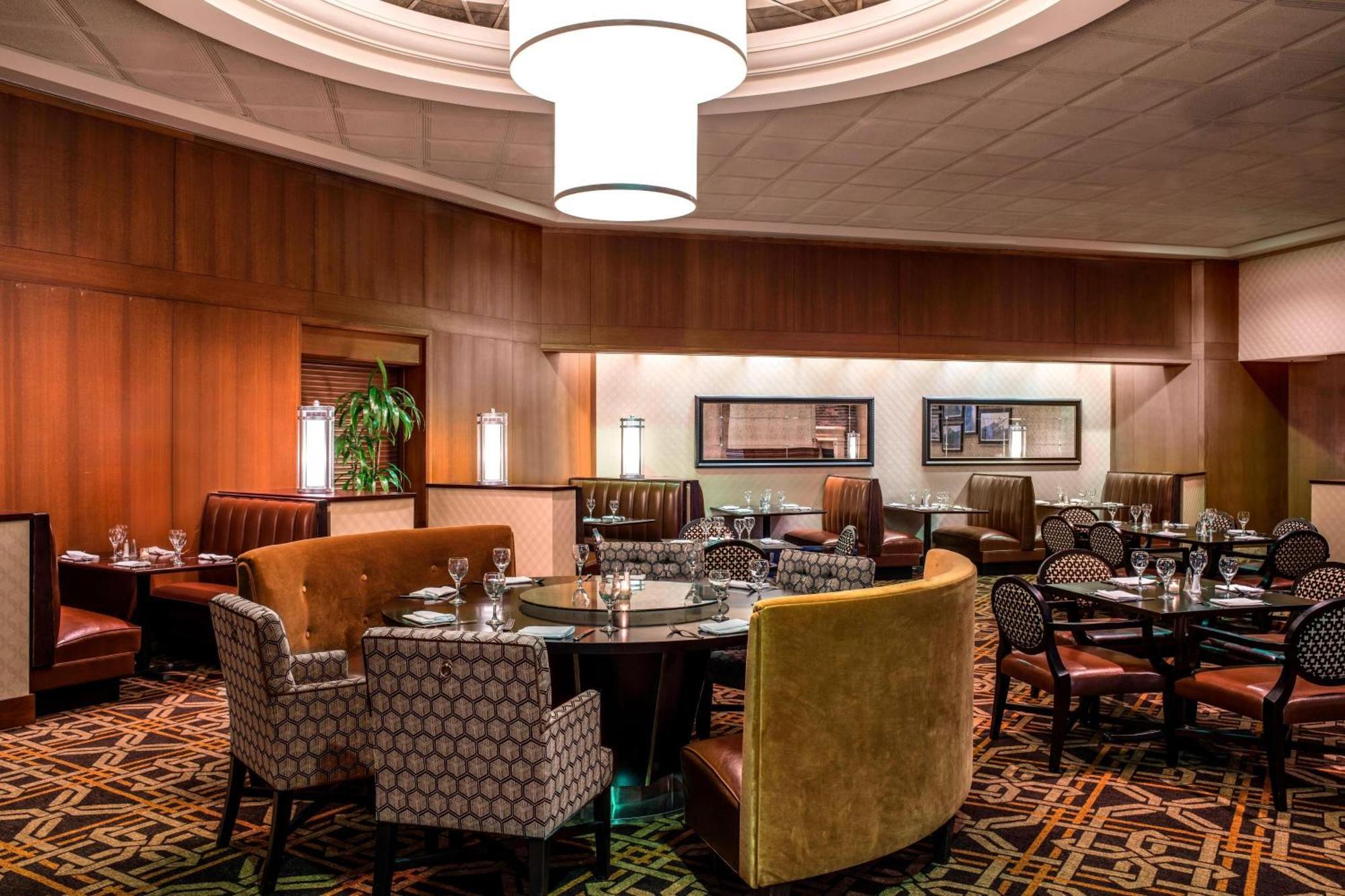 The Plaza At Capitol Square Hotel 4*
