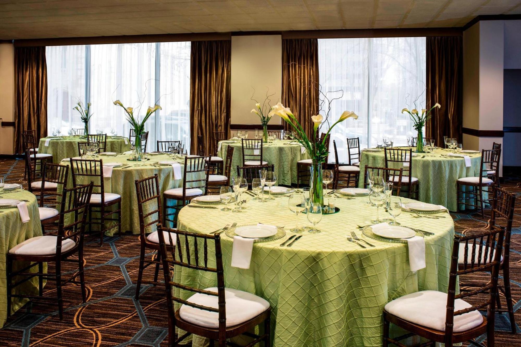 The Plaza At Capitol Square 4* Columbus