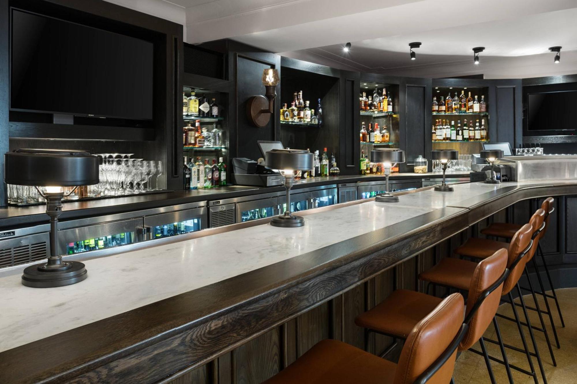 Hotel Leveque, Autograph Collection 4*