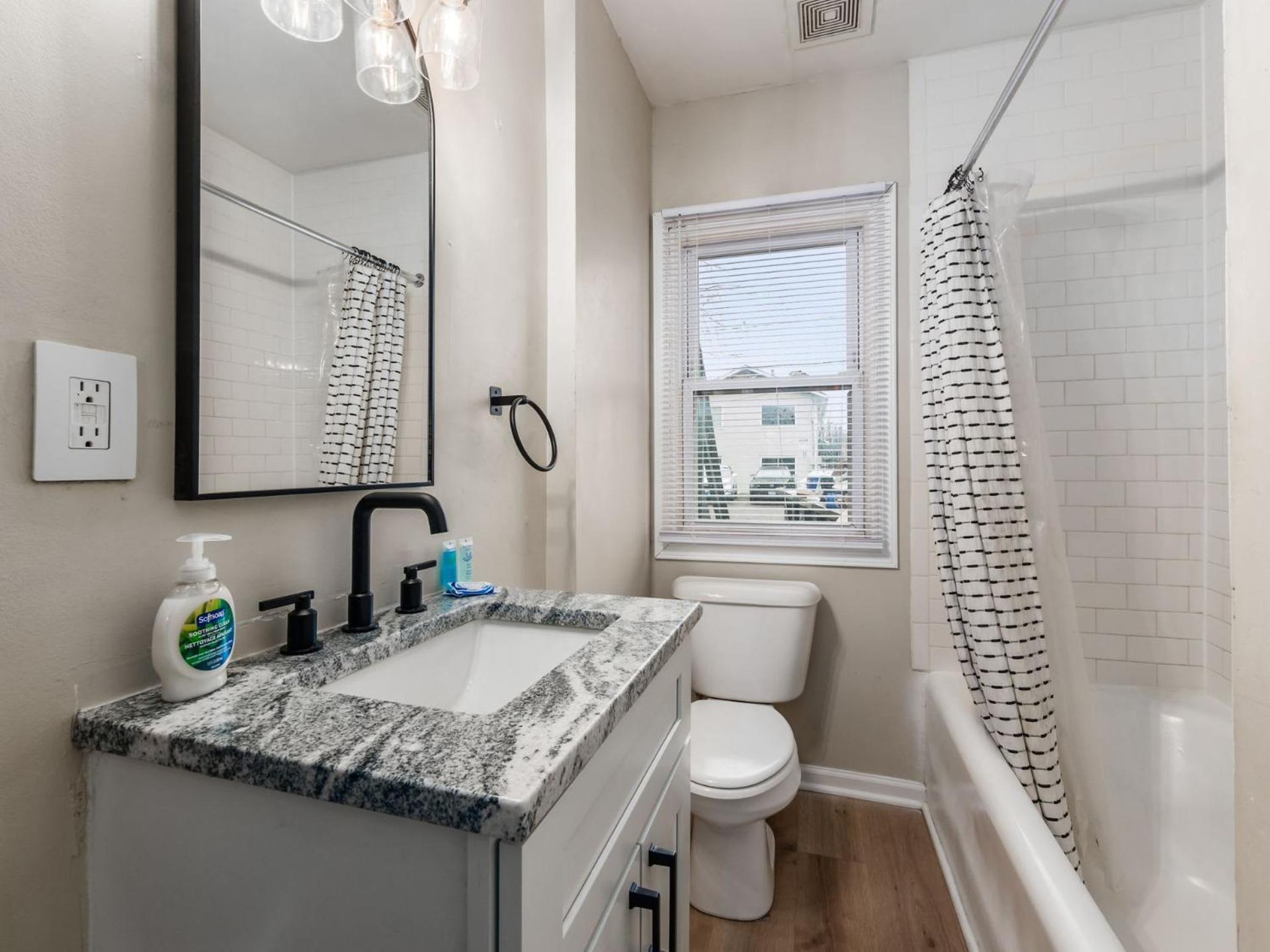 Housepitality - The Osu Mansion- Osu Sleeps 20 *