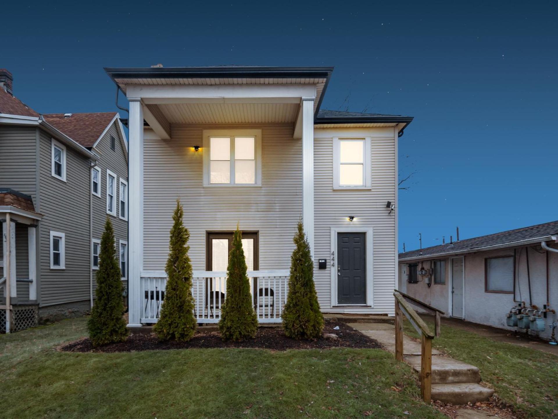 Holiday home Housepitality - The Osu Mansion- Osu Sleeps 20