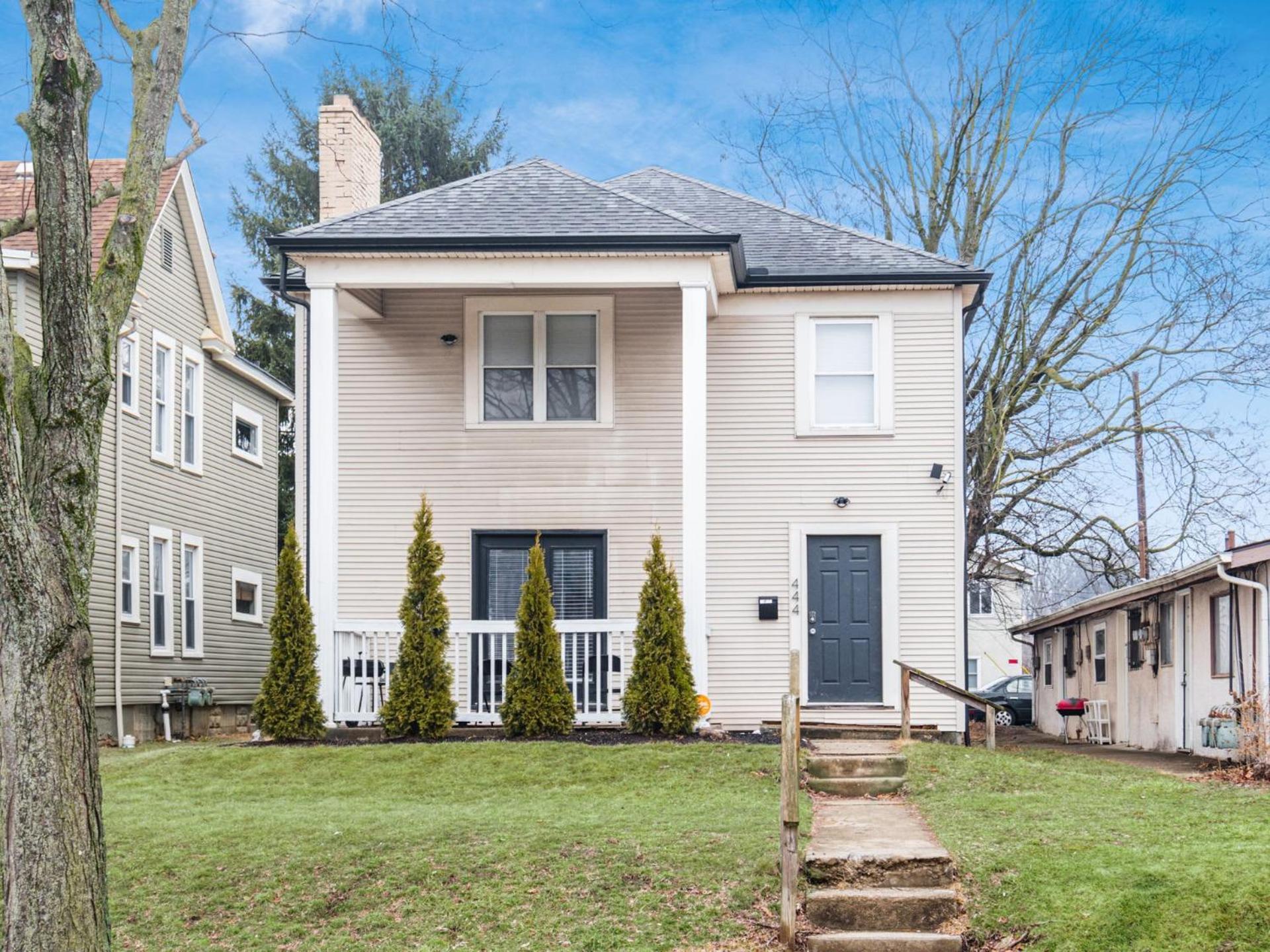 Housepitality - The Osu Mansion- Osu Sleeps 20 Holiday home