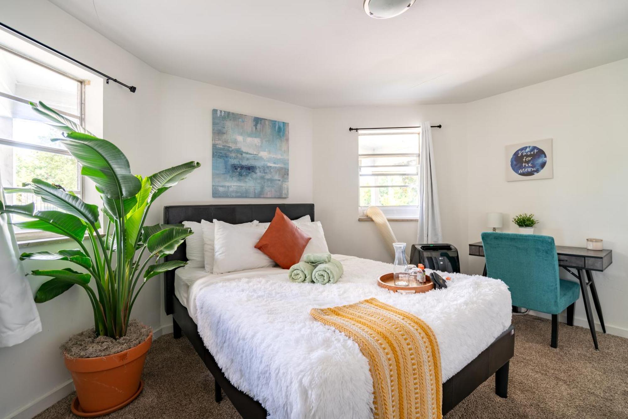 Short North Convention Private Parking Pets * Columbus